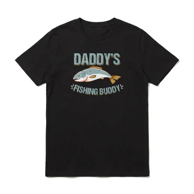 Fishing Buddy I Angeln T-Shirt – Fisch-Illustration mit Schriftzug „Daddy's Fishing Buddy“ – Klassisches T-Shirt in Schwarz