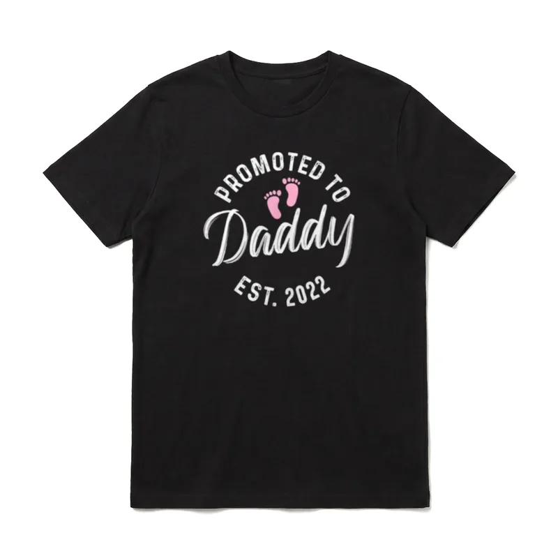 Promoted To Daddy 2022 Dad T-Shirt – Klassisches T-Shirt in Schwarz