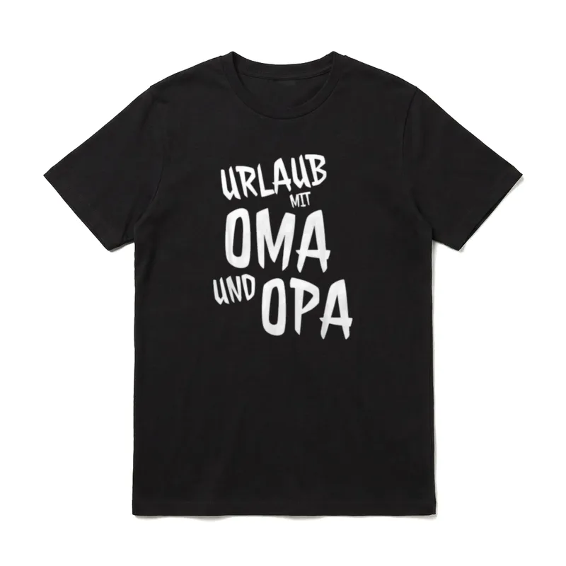 Urlaub mit Oma T-Shirt – Weißer Schriftzug Urlaub mit Oma und Opa – Klassisches T-Shirt in Schwarz