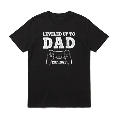 Auf Papa-Level hochgelevelt Freigeschaltet T-Shirt – Klassisches T-Shirt in Schwarz