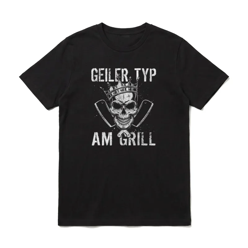Geiler Typ Am Grill T-Shirt – Totenkopf mit Krone und gekreuzten Grillmessern, Schriftzug – Klassisches T-Shirt in Schwarz