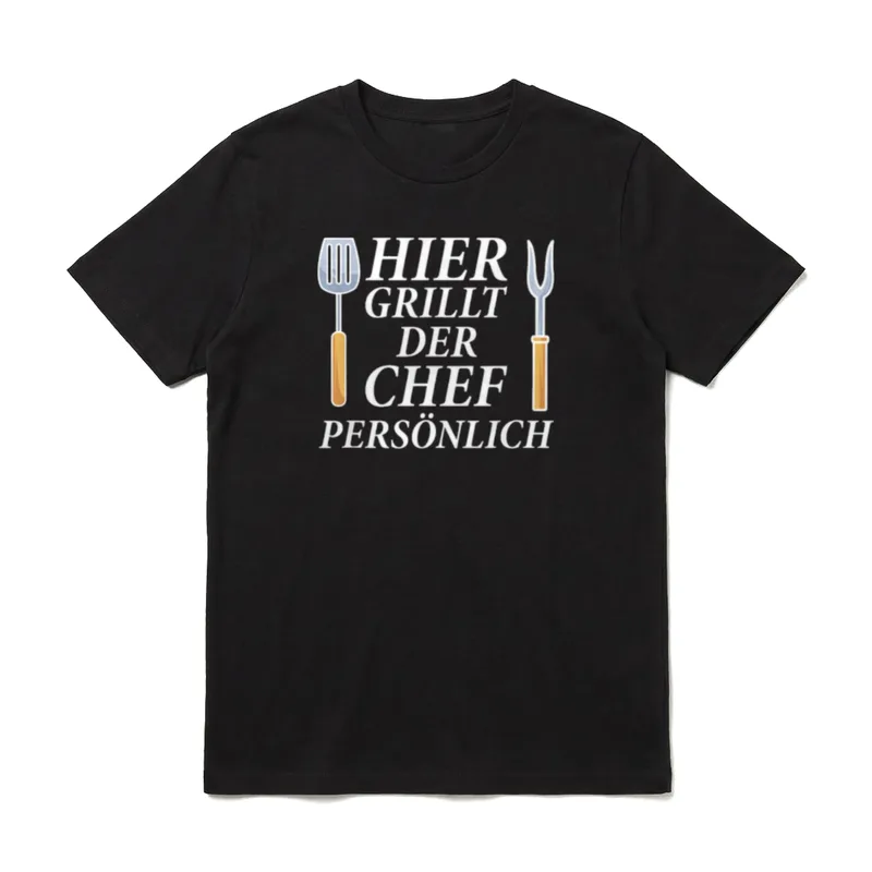 Hier grillt der Chef T-Shirt – Klassisches T-Shirt in Schwarz