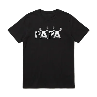 Jagd T-Shirt – PAPA Schriftzug mit Jäger-Silhouetten und Geweih – Klassisches T-Shirt in Schwarz