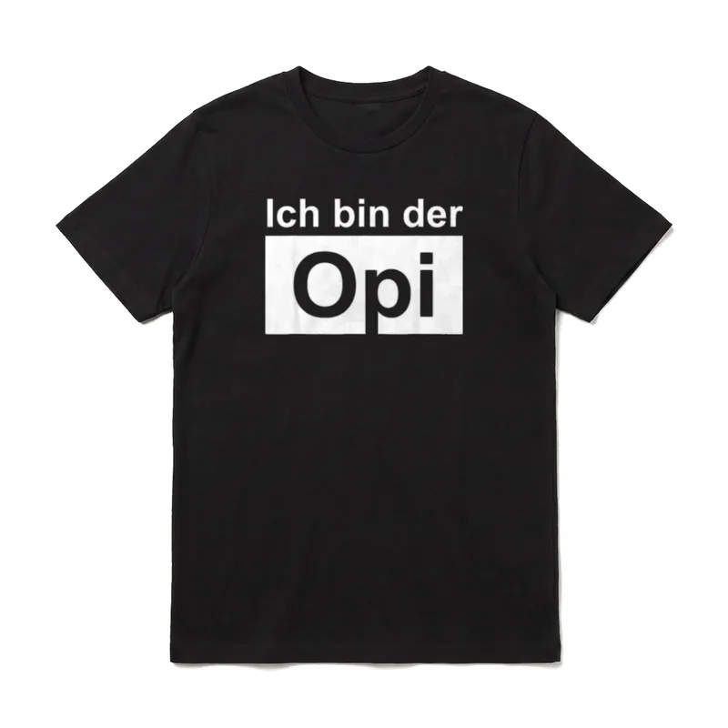 Ich bin der Opi T-Shirt – Schriftzug Ich bin der Opi in weißer Type auf grauem Rechteck – Klassisches T-Shirt in Schwarz