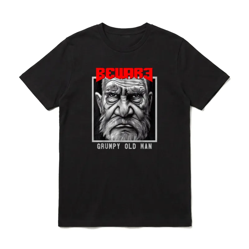 Beware Achtung Grumpy old T-Shirt – Klassisches T-Shirt in Schwarz