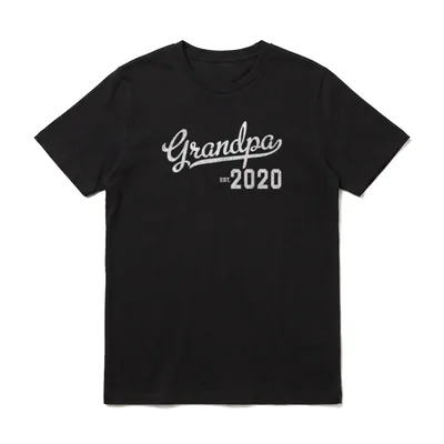 Opa Est 2020 First T-Shirt – White distressed text Grandpa EST. 2020 – Klassisches T-Shirt in Schwarz