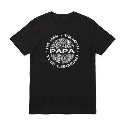 The Man The Myth T-Shirt – Rundes Motiv: THE MAN THE MYTH THE LEGEND PAPA, Sterne – Klassisches T-Shirt in Schwarz
