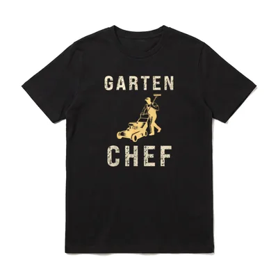 Gärtner Garten Chef Papa T-Shirt – Mann mit Rasenmäher und Rechen, Schriftzug „GARTEN CHEF“ – Klassisches T-Shirt in Schwarz