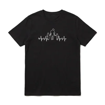 Papa von Zwei Jungs T-Shirt – Klassisches T-Shirt in Schwarz