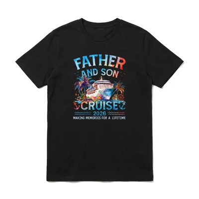 Vater und Sohn Kreuzfahrt T-Shirt – Klassisches T-Shirt in Schwarz