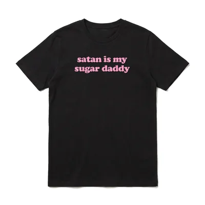 Satan Is My Sugar Daddy T-Shirt – Klassisches T-Shirt in Schwarz