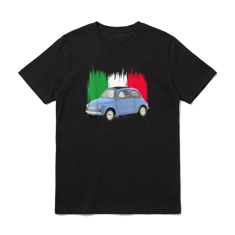 500 Oldtimer Flagge Italien T-Shirt – Hellblauer Fiat 500 vor grün-weiß-rotem Farbsplatter – Klassisches T-Shirt in Schwarz
