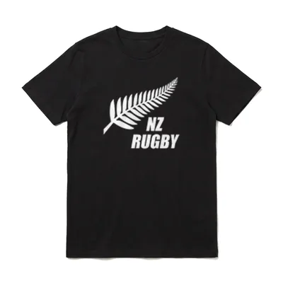 New Zealand Rugby T T-Shirt – Weißer Farn und der Schriftzug NZ RUGBY auf dunklem Grund – Klassisches T-Shirt in Schwarz