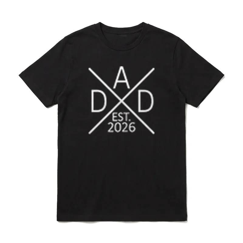 Dad 2026 Kreuz Dad T-Shirt – DAD EST 2026 weißer Text mit Kreuzlinie auf dunklem Grund – Klassisches T-Shirt in Schwarz