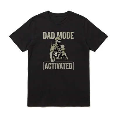 Papa Modus Aktiviert Taktisch T-Shirt – Klassisches T-Shirt in Schwarz
