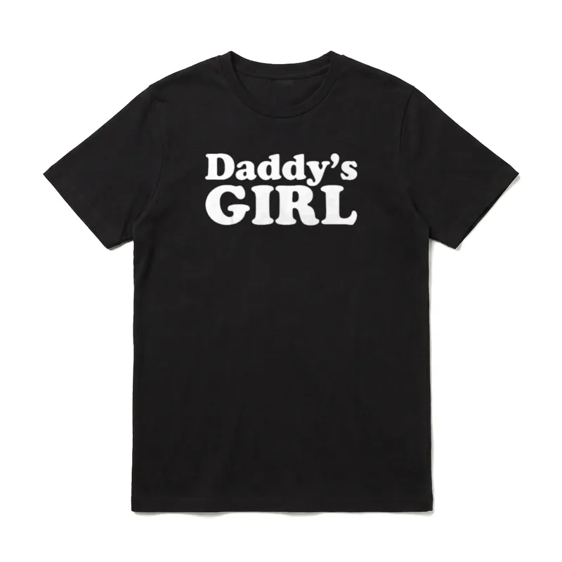 Daddy's Girl T-Shirt – weißer Schriftzug Daddy's GIRL – Klassisches T-Shirt in Schwarz
