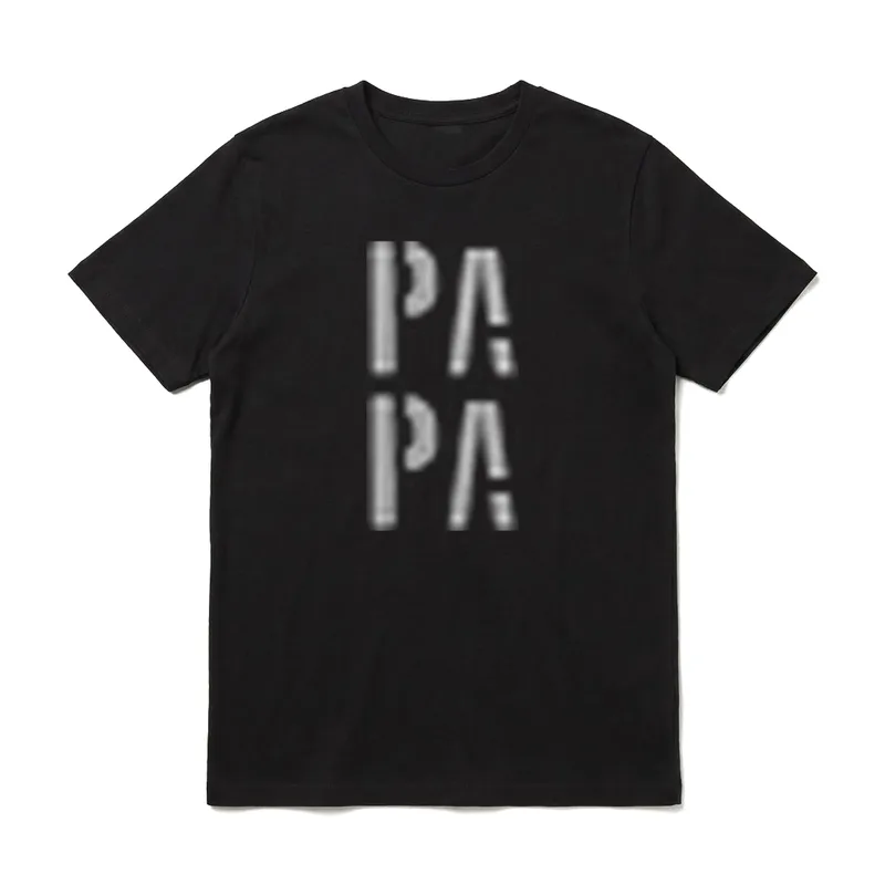 Papa Minimalist Klein T-Shirt – Vertikal gestapeltes weißes PA PA Logo – Klassisches T-Shirt in Schwarz