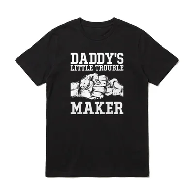 Daddys Little Trouble Maker T-Shirt – Klassisches T-Shirt in Schwarz