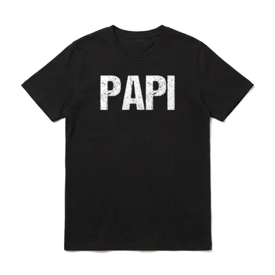 Papi T-Shirt – Schriftzug „PAPI“ in weißer Blockschrift – Klassisches T-Shirt in Schwarz