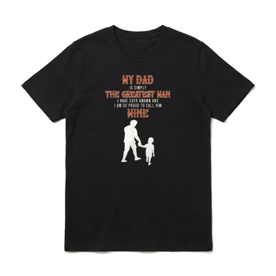 Mein Vater ist einfach T-Shirt – Klassisches T-Shirt in Schwarz
