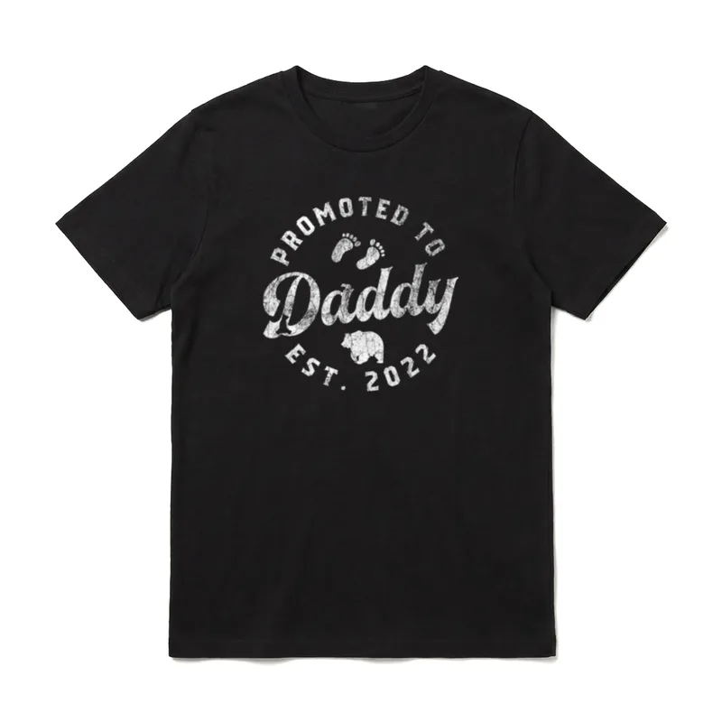 Daddy Promoted to Daddy T-Shirt – Klassisches T-Shirt in Schwarz