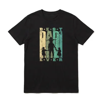 Papa von drei Mädchen T-Shirt – Silhouette Vater mit zwei Töchtern, Schriftzug BEST DAD EVER – Klassisches T-Shirt in Schwarz
