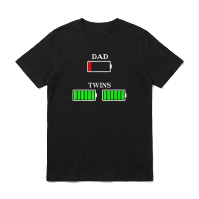 Papa von Zwillingen Akku T-Shirt – Klassisches T-Shirt in Schwarz