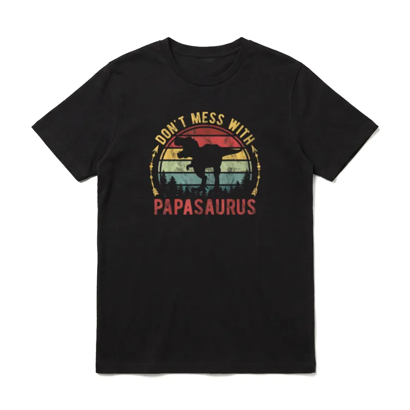 Papasaurus Dino Lustiges Vatertag T-Shirt – Klassisches T-Shirt in Schwarz