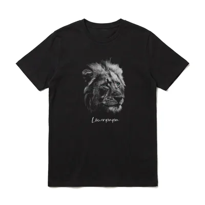 Löwenpapa I Daddy Retro Papa-Wortspiele & Tiere T-Shirt – Klassisches T-Shirt in Schwarz