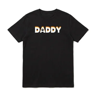 Gay Bear DADDY Design T-Shirt – Klassisches T-Shirt in Schwarz