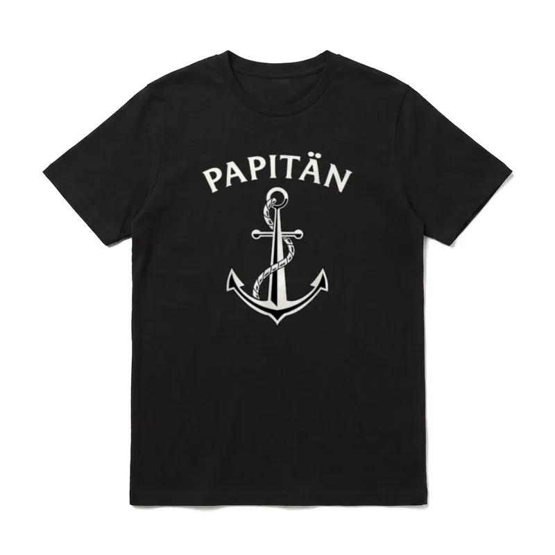 Papitän Wortspiel aus Papa T-Shirt – Klassisches T-Shirt in Schwarz