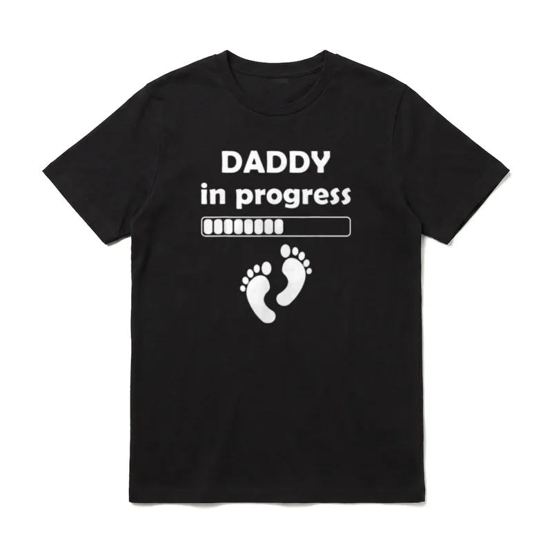 Papa im Werden Papa T-Shirt – Klassisches T-Shirt in Schwarz
