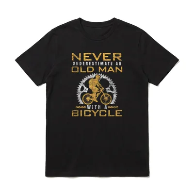 Alter Mann Fahrrad Unterschätze T-Shirt – Klassisches T-Shirt in Schwarz