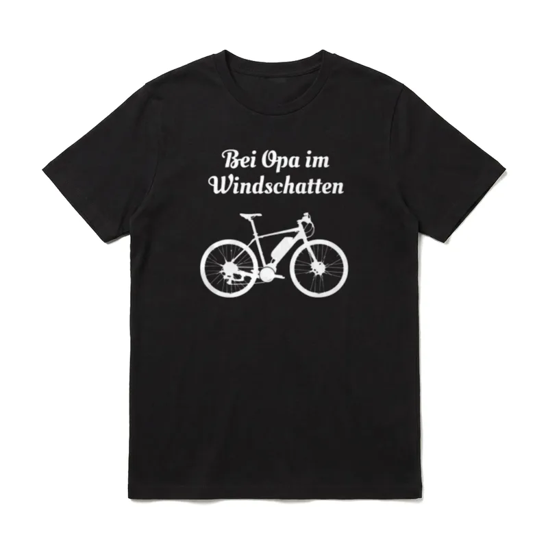Bei Opa im Windschatten T-Shirt – Klassisches T-Shirt in Schwarz