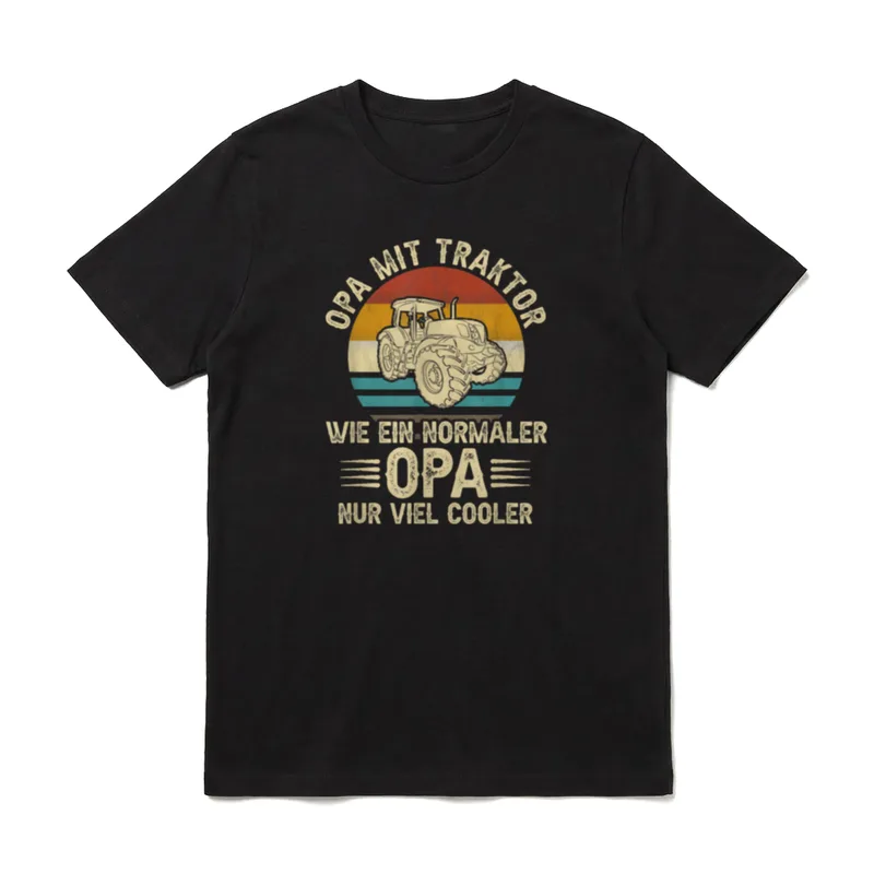 Opa mit Traktor cooler Traktor & Landwirt T-Shirt – Klassisches T-Shirt in Schwarz