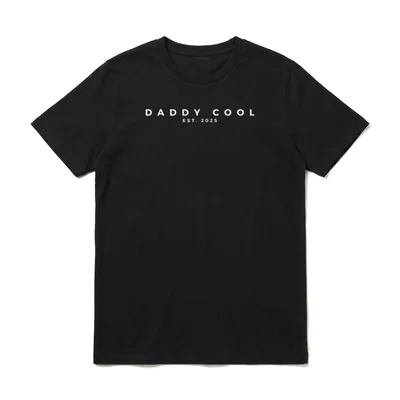 DADDY COOL EST 2025 Weihnachten T-Shirt – Klassisches T-Shirt in Schwarz