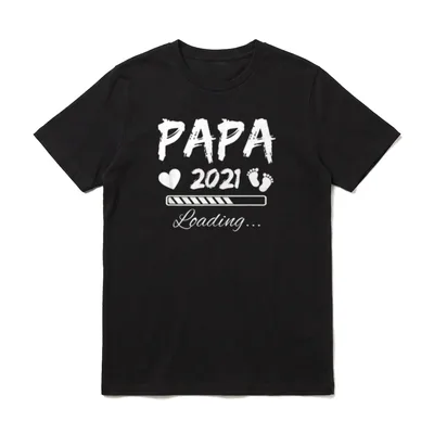 Papa 2021 Loading Werdender T-Shirt – Klassisches T-Shirt in Schwarz