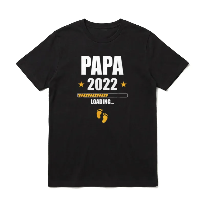 Werdender Papa 2022 Loading T-Shirt – Klassisches T-Shirt in Schwarz