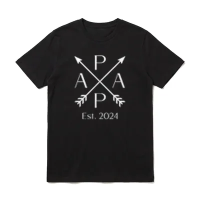 Papa 2024 Eltern 2024 T-Shirt – PAPA Schriftzug mit gekreuzten Pfeilen und Est. 2024 – Klassisches T-Shirt in Schwarz