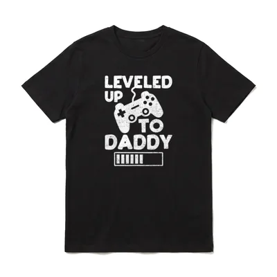 Leveled Up To Daddy Werdender T-Shirt – Klassisches T-Shirt in Schwarz