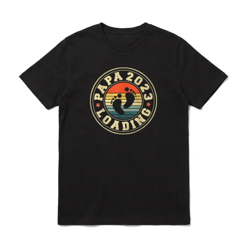 Papa Loading 2023 Schwangerschaft T-Shirt – Klassisches T-Shirt in Schwarz