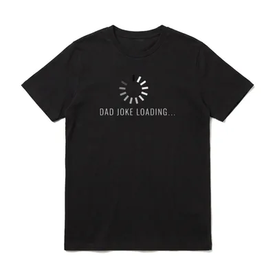 Dad Joke Loading Papa T-Shirt – Ladekreis-Symbol mit Schriftzug „Dad Joke Loading...“ – Klassisches T-Shirt in Schwarz