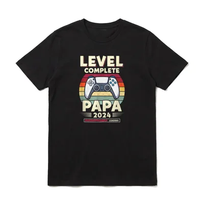 Level Complete Papa 2024 T-Shirt – Klassisches T-Shirt in Schwarz