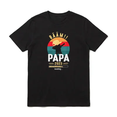 Papa 2023 Loading Dabbing T-Shirt – Klassisches T-Shirt in Schwarz