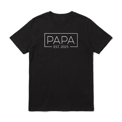 Papa 2025 Papa est. T-Shirt – Klassisches T-Shirt in Schwarz