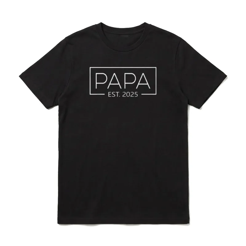 Papa 2025 Papa est. T-Shirt – Klassisches T-Shirt in Schwarz