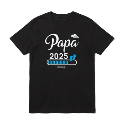 Papa 2025 Loading Ich Werde T-Shirt – Papa 2025 Text mit Ladebalken und blauen Babyfüßchen – Klassisches T-Shirt in Schwarz
