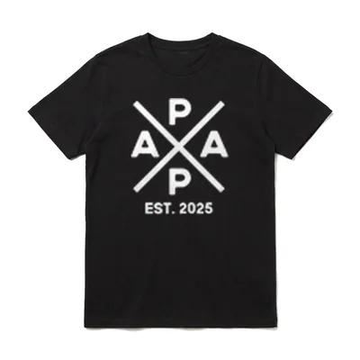 Papa Est. 2025 werdender T-Shirt – Klassisches T-Shirt in Schwarz