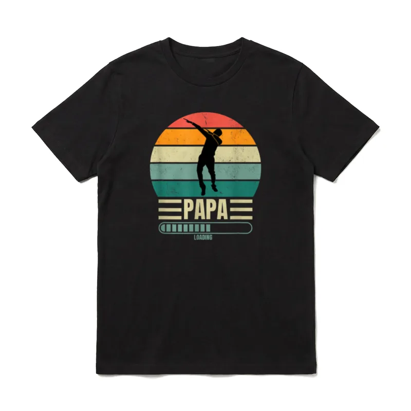 Funny Lustig Papa loading T-Shirt – Retro PAPA Loading Balken Silhouette Sonnenuntergang – Klassisches T-Shirt in Schwarz