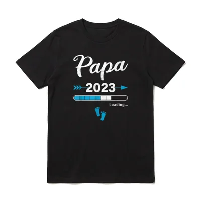 Papa Loading 2023 Werdender T-Shirt – Papa 2023 Loading mit Ladebalken und Babyfüßen – Klassisches T-Shirt in Schwarz